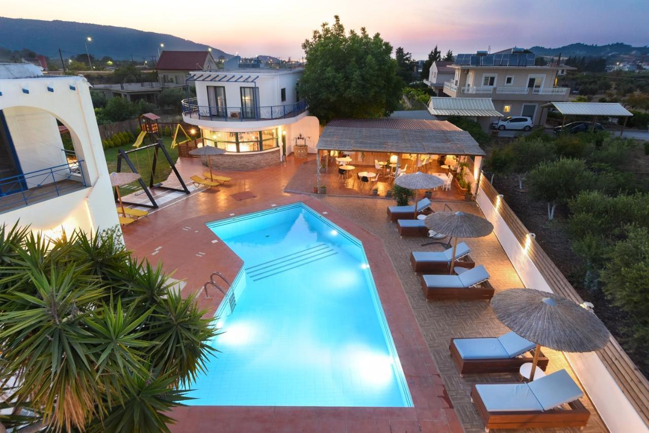 Aparthotel Christina Dream Village Pastida
